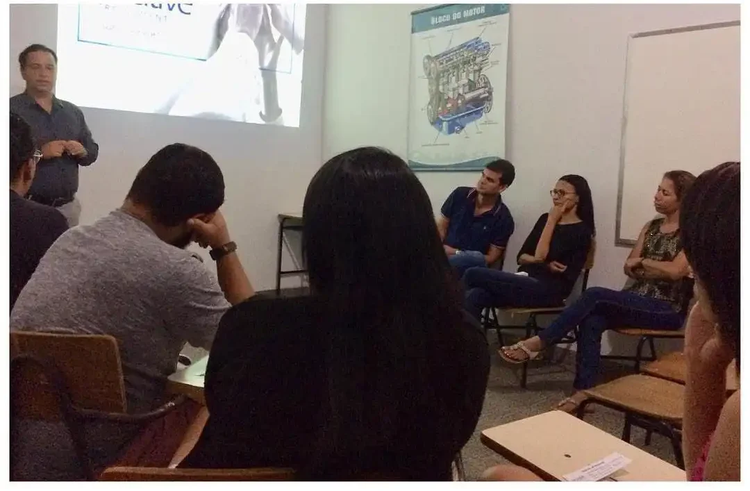 Sala-de-aula-presencial-teórica